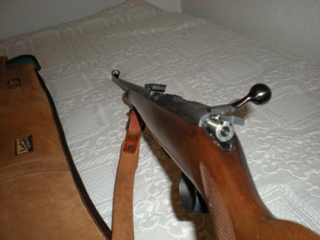 Hola, vendo esta Cz 452 Luxe en perfecto estado. Se incluye la funda. 350 euros más portes. VENDIDA. 00