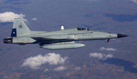 Pues eso, en este hilo pretendo deleitaros como amantes de los aviones de combate que sois muchos, con 12