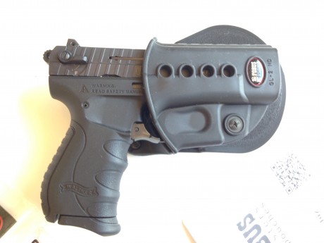 REBAJADA AL MÍNIMO QUE PUEDO PEDIR POR ELLA. 
150 euros por Walther PK 380 + funda PHOBUS PADDLE!!!!!!!!!!! 10