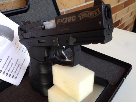 REBAJADA AL MÍNIMO QUE PUEDO PEDIR POR ELLA. 
150 euros por Walther PK 380 + funda PHOBUS PADDLE!!!!!!!!!!! 32