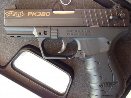 REBAJADA AL MÍNIMO QUE PUEDO PEDIR POR ELLA. 
150 euros por Walther PK 380 + funda PHOBUS PADDLE!!!!!!!!!!! 31