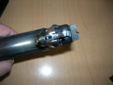 Hola a todos
Vendo pistola CZ-75 B en 9 mm. Bitono, con carro del .22lr
El arma está en muy buenas condiciones, 00