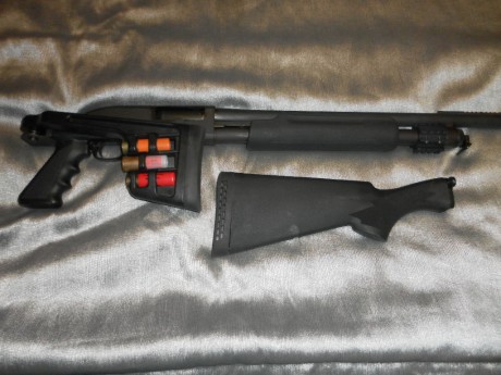vendo escopeta hauwk cal 12-76 magnun en impecable estado , capacidad para 6 cartuchos replica de la remintong 02
