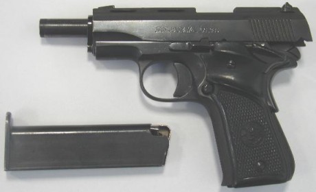 Un compañero vende esta preciosidad. Tiene poco uso y pide 180 euros ,gastos de envio incluidos.Esta guiada 02