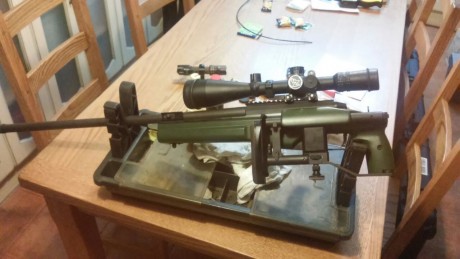Se vende este SAKO TRG 42 en calibre 338 Lapua Magnum. 
Color verde
Culata plegable. 
Se entregan 500 00