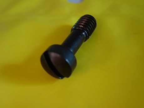 Buenas a todos.

 Pongo en venta varios repuestos o accesorios ORIGINALES de “RUGER”  que me han sobrado 91