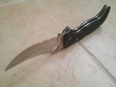 ¡Excepcional navaja de defensa!

Producto actualmente descatalogado y difícil de encontrar nueva.

- Hoja 00
