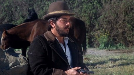 Compañeros,

En vista de las ganas de algunos (Elcafe, Wilcow, Vrakk, etc) por adivinar armas de películas 140