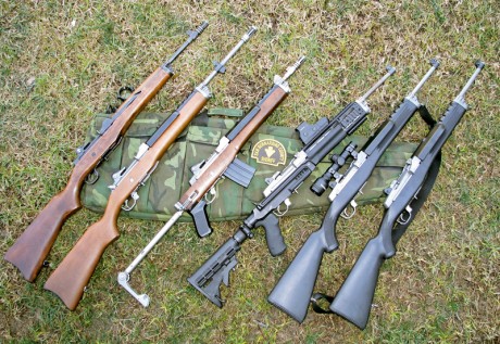 Hola,saco este nuevo tema,pues como yo,muchos de vosotros,amantes de las armas de corte tactico del 22,customizais,vestis,adornais 130