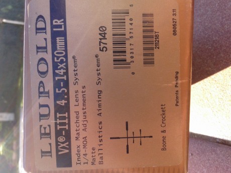    Buenas tardes

Pongo a la venta el visor de un amigo, se trata de un Leupold VXIII de 4,5-14x50.

Tubo 00