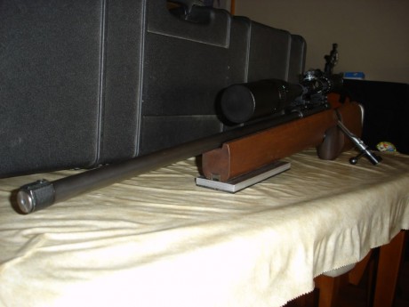 Hola Compañeros,

Vendo carabina Match Walther UIT-SPECIAL del 22 lr   de cañón pesado , utilizada  para 01