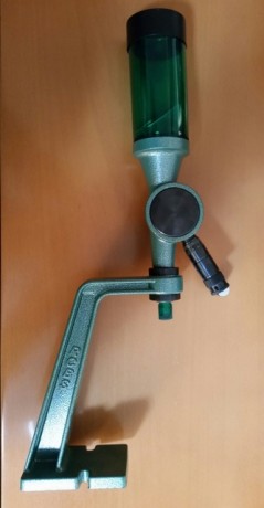    Vendo un extraodinario dosificador de polvora RCBS uniflow micrometrico.

Esta practicamente sin usar,impecable.

Lo 01