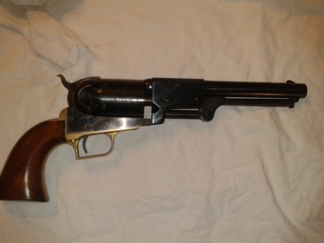 Bien, pues estoy buscando estas cuatro diferentes armas:
- Una pistola para la modalidad de standard del 41