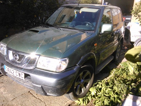Hola al final y muy a mi pesar mi padre ha decidido poner a la venta su coche ,se trata de un nissan terrano 00