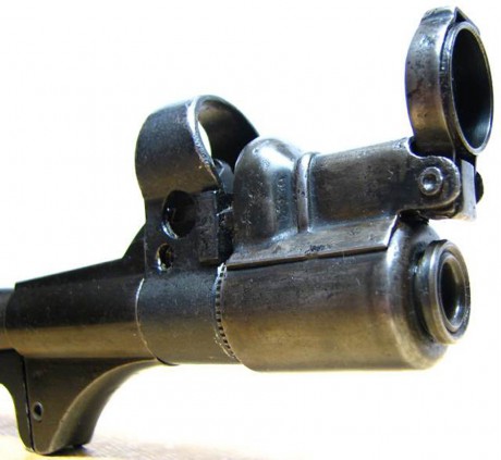 Hace unos días encontré por casualidad en una web extranjera un arma a la venta que hacía muchos años 162