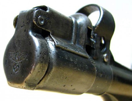 Hace unos días encontré por casualidad en una web extranjera un arma a la venta que hacía muchos años 161