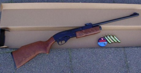 Hola,pongo a la venta una g1200 que le falta cargador de balines y el cañon esta atascado,por lo demas 00