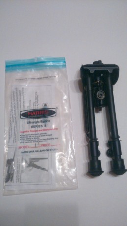 Vendo bipode Harris, modelo HBL-S de 9" a 13"  (de 23cm. a 33cm.)Basculante.
Para coger al porta 10