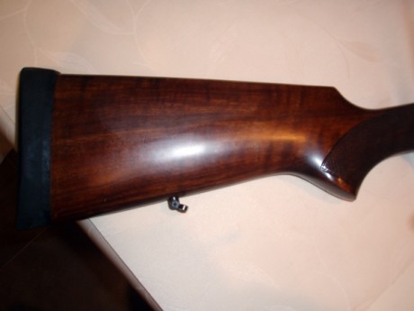 Vendo escopeta de caza  superpuesta  F Sarriugarte del calibre 12-70 y cañones de 70 ctms.
La escopeta 21