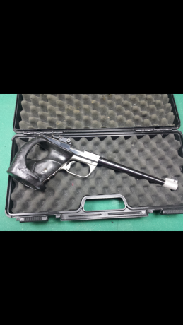 Va de maravilla, ideal para iniciarse en pistola libre, la envio con maletin,200 € mas portes si los hubiera, 01