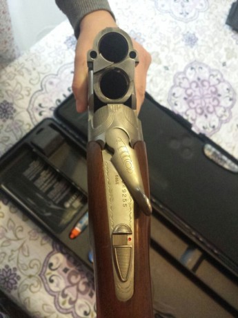 Vendo escopeta superpuesta Beretta 686 E Sporting, con cañones de 76 cm, 5 choques interiores intercambiables, 11