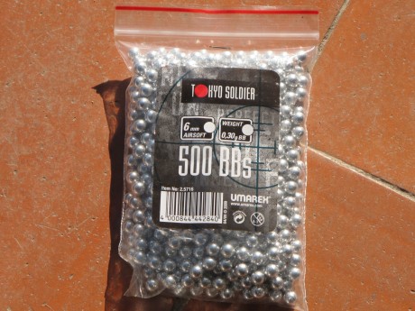 Muy buenas

Limpiando armario para nuevo proyecto.

He encontrado 4 bolsas de 500 bbs en aluminio  de 00