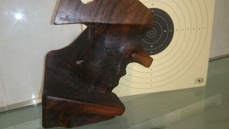 Hola,

vendo una cacha para pistola Morini electrónica.

Talla D, para cdete o similar.

Precio 75€+gastos 01