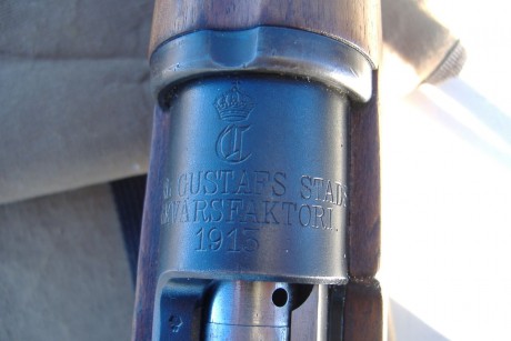 Buenos días, señores:

Vendo Fusil Carl Gustav, calibre 6,5 x 55 del año 1.913, año anterior al comienzo 72