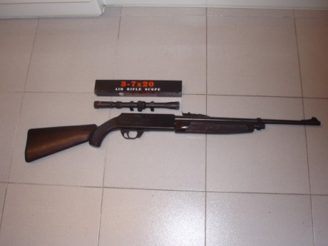 Buenas.
Ponemos en venta una Carabina de fabricación Nacional, de mediados de los años 80. Se trata de 02