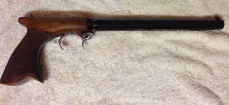 Hola,

Vendo pistola Underhammer ARSA, cal .41 en perfecto estado. Cachas con picados. 
Perfecta de maderas, 00
