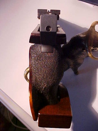 Pistola- UNIQUE DES-69-Cal-22.
Estado de conservacion y funcionamiento extraordinario, nota- 10
precio-400 00