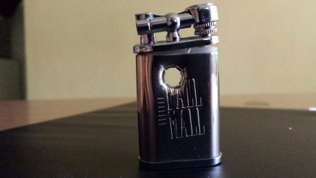 https://www.armas.es/noticias/32197-puede-un-zippo-puede-salvarte-de-un-disparo-de-un-22lr.html