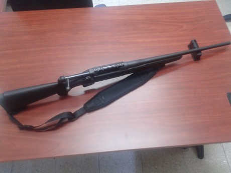  20150112_165432.jpg  20150112_165338.jpg Rifle de cerrojo REMINGTON 770
 
 Una mejora del famoso modelo 01
