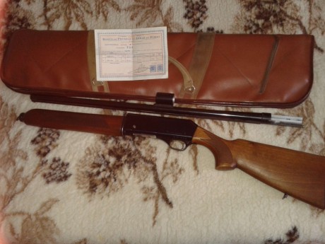 VENDIDA.
SE PUEDE CERRAR EL TEMA.

Se vende esopeta semiautomatica Lanber calibre 12 por no usar, practicamente 12