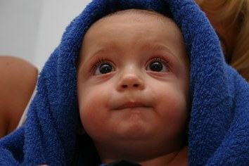 Bueno mi pregunta es saber cuanto tarda en llegar la subida de categoria despues de entregar los papeles 40