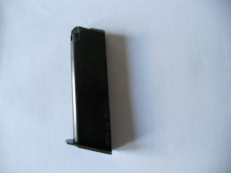Vendo cargador para pistola Astra A70.Usado pero en muy buen estado. Pavón perfecto y sin marcas.
Lo acabo 01