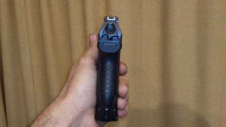 Vendo Walther P99 , pocos disparos, esta como nueva
atiendo tel y whatsapp 686983757 01