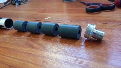 Adaptador de 1/2" unf para tubo de 20 mm y bafles, mas el tubo tipo bullbarrel.Esto se hizo para 02