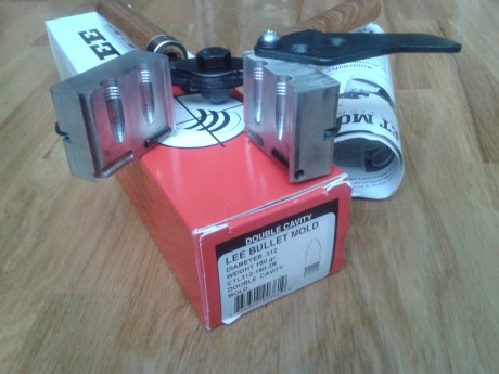 Vendo molde lee ctl-312-160-2r  Referencia: 90361, en su caja, usado una sola vez, valido para 7'62x54r 02