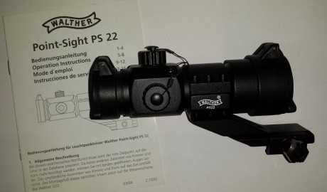 Prácticamente sin uso en su caja, con la pila original.
40 euros en Barcelona.
Es uno como este    https://www.visiontarget.net/tienda/index.php?main_page=product_info&products_id=1512