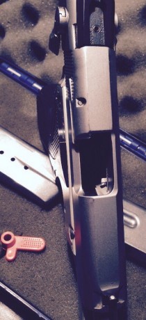 Hola
Un compañero me pide que ponga el anuncio para esta Pistola SMITH & WESSON, modelo 6906, CALIBRE 00