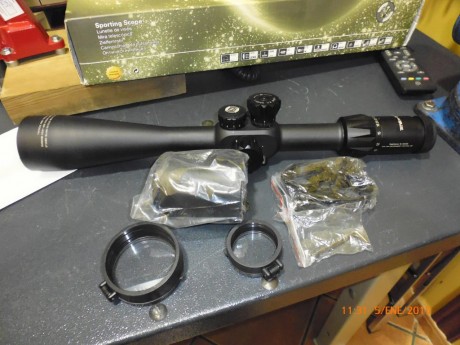  VENDIDO Es un visor de muy buena calidad, 10X40X56, con tubo de 30 m/m, mejor que el famoso Weawer T36, 00