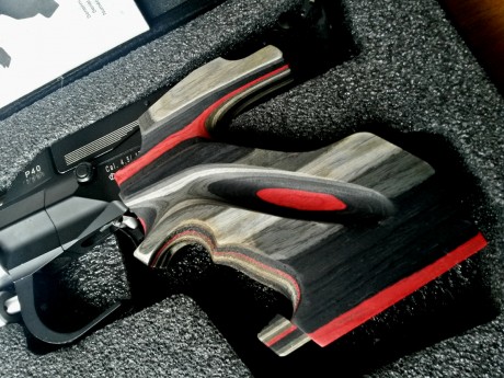 Pues eso, que vendo o cambio por alguna otra arma de mi interés, esta estupenda pistola de Feinwerkbau, 01