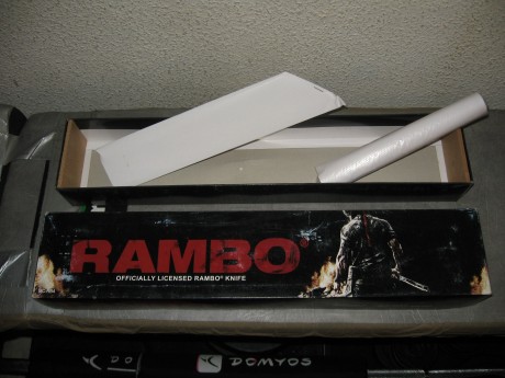 cuchillo rambo 4 tal y como esta en la foto
89.00 euros
https://armasseminuevasmadrid.blogspot.com.es/