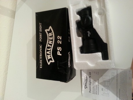 Visor Walther ps22 punto rojo con 11 intensidades, incluye monturas para rail weaver .
Perfecto estado 02