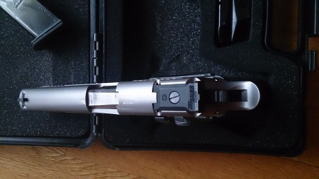   *****VENDIDA*****  **Vendo pistola de alta gama marca sig sauer modelo p226 x-five allround, calibre 01
