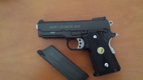 Baby Hi-Capa 3.8 réplica airsoft de gas de Colt Governament, estado impecable. precio 80€ ( portes a cargo 00