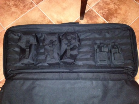 Vendo sabre M4 con cañon heavy barrel de 16", dos cargadores de 20 disparos, funda tactica blackhawk 10