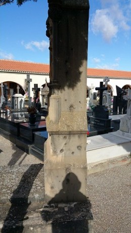 Buen corto !! pero hay una gran pega!! esos uniformes ni siquiera son españoles y esas escopetas de caza 101