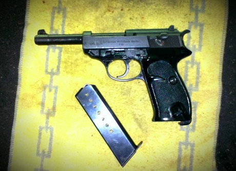 Vendo Walther P38 P1 en excelente estado. 400 Euros. 01